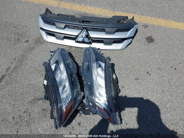 2022 Mitsubishi Rvr Es მანქანა იყიდება აუქციონზე, vin: JA4AJUAU7NU601636, აუქციონის ნომერი: 12622499