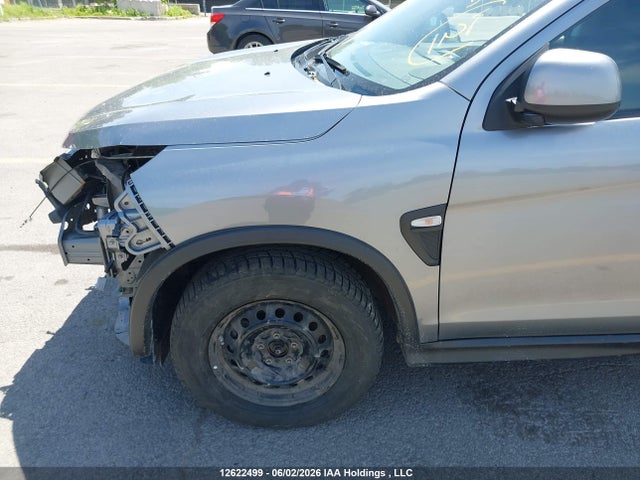 2022 Mitsubishi Rvr Es მანქანა იყიდება აუქციონზე, vin: JA4AJUAU7NU601636, აუქციონის ნომერი: 12622499
