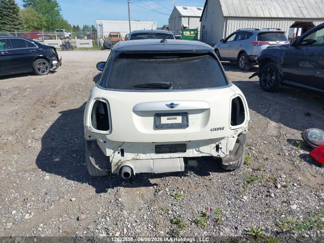 Mini 5 Door Cooper 2015 WMWXS5C53F2C63352 Image 18
