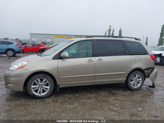 12622559 :رقم المزاد ، 5TDKK4CCXAS294103 vin ، 2010 Toyota Sienna Le 7 Passenger مزاد بيع