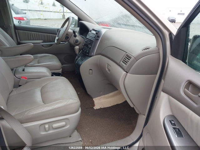 12622559 :رقم المزاد ، 5TDKK4CCXAS294103 vin ، 2010 Toyota Sienna Le 7 Passenger مزاد بيع