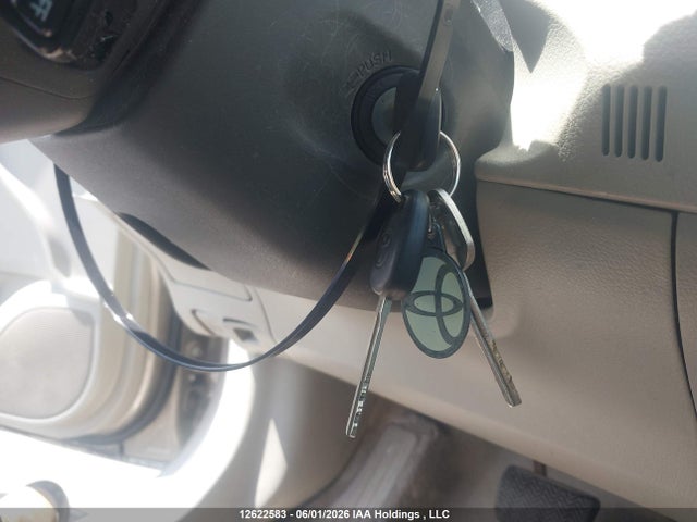 2010 Toyota Corolla Ce მანქანა იყიდება აუქციონზე, vin: 2T1BU4EE2AC228761, აუქციონის ნომერი: 12622583