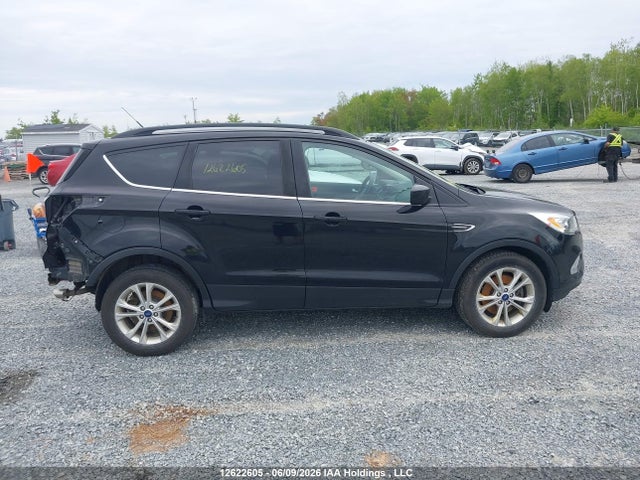 12622605 :رقم المزاد ، 1FMCU9GD6HUE59869 vin ، 2017 Ford Escape Se مزاد بيع