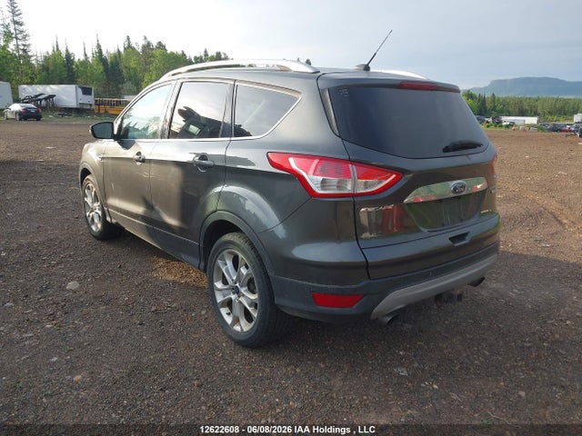 1FMCU9J92GUC14781 Ford Escape Titanium