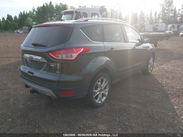1FMCU9J92GUC14781 Ford Escape Titanium