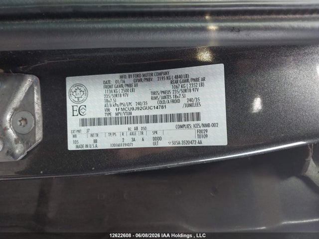 1FMCU9J92GUC14781 Ford Escape Titanium