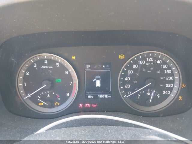 Продажа на аукционе авто 2016 Hyundai Tucson Limited/sport And Eco/se, vin: KM8J3CA2XGU222427, номер лота: 12622615