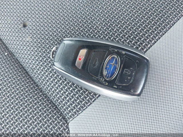 JF2GTAPC8M8336399 Subaru Crosstrek Touring