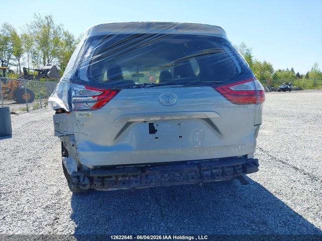 5TDKK3DC9FS541868 Toyota Sienna Le 8 Passenger