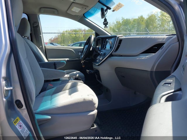 5TDKK3DC9FS541868 Toyota Sienna Le 8 Passenger