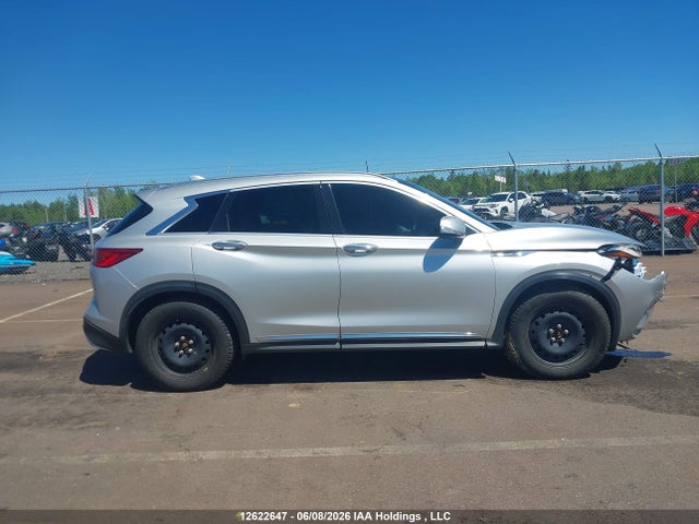 3PCAJ5M34KF125428 Infiniti Qx50 Essential/pure