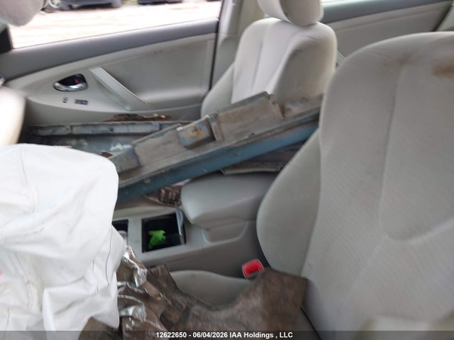 2011 Toyota Camry Se/le/xle მანქანა იყიდება აუქციონზე, vin: 4T1BF3EK6BU620488, აუქციონის ნომერი: 12622650