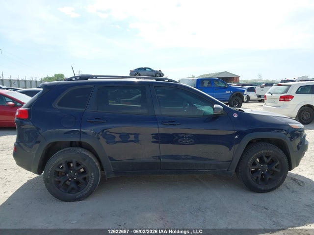 2016 Jeep Cherokee Trailhawk მანქანა იყიდება აუქციონზე, vin: 1C4PJMBS6GW356932, აუქციონის ნომერი: 12622657