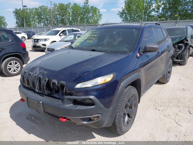 2016 Jeep Cherokee Trailhawk მანქანა იყიდება აუქციონზე, vin: 1C4PJMBS6GW356932, აუქციონის ნომერი: 12622657