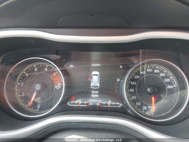 2016 Jeep Cherokee Trailhawk მანქანა იყიდება აუქციონზე, vin: 1C4PJMBS6GW356932, აუქციონის ნომერი: 12622657
