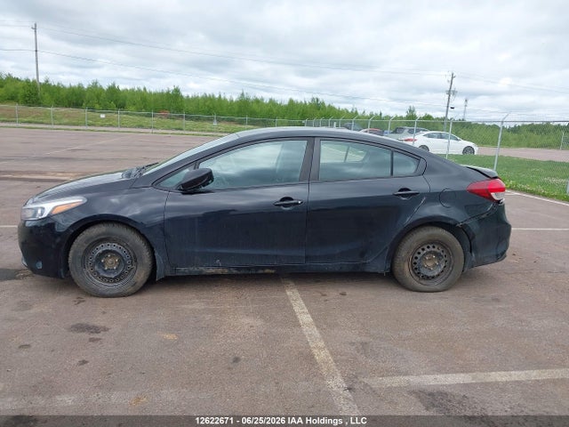Продажа на аукционе авто 2017 Kia Forte Lx/s, vin: 3KPFL4A74HE055607, номер лота: 12622671