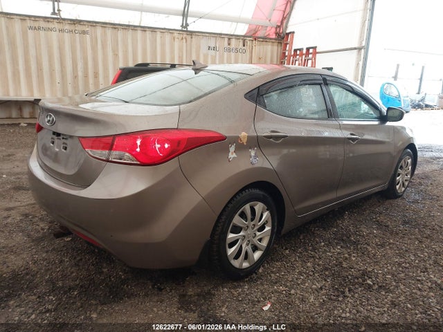 2013 Hyundai Elantra Gl მანქანა იყიდება აუქციონზე, vin: 5NPDH4AE4DH179700, აუქციონის ნომერი: 12622677