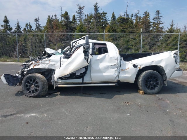 Продаж на аукціоні авто 2020 Toyota Tundra, vin: 5TFUY5F18LX921773, номер лоту: 12622687