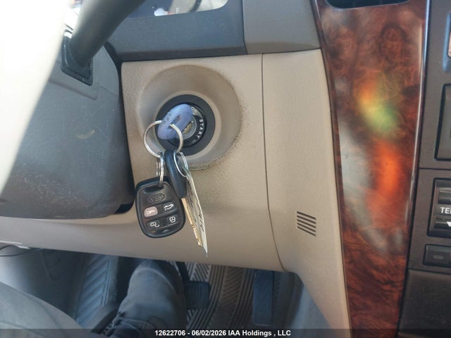 12622706 :رقم المزاد ، KNDJC733355389012 vin ، 2005 Kia Sorento Ex/lx مزاد بيع