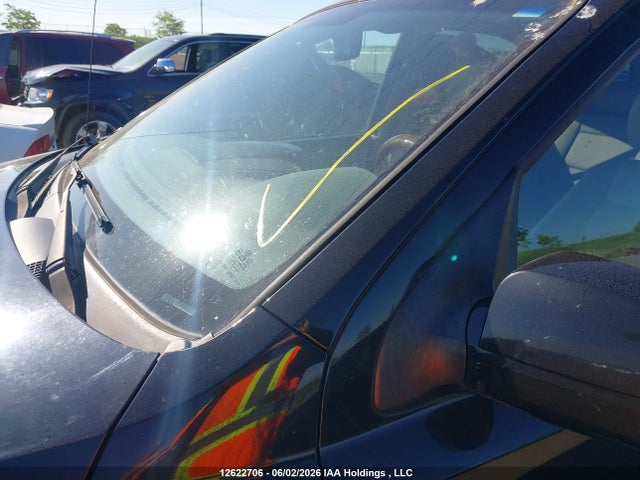 12622706 :رقم المزاد ، KNDJC733355389012 vin ، 2005 Kia Sorento Ex/lx مزاد بيع