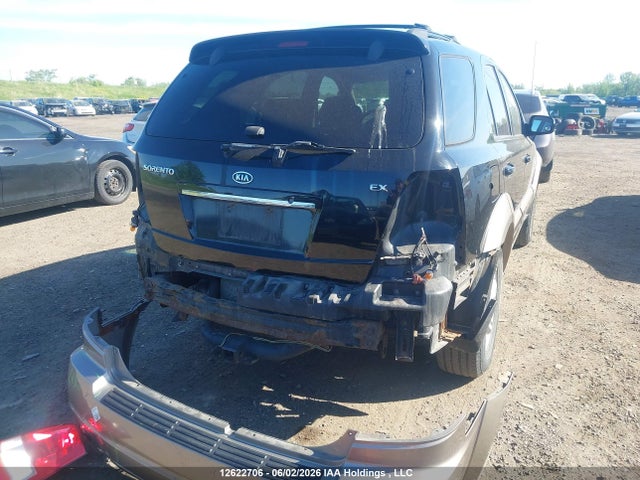 12622706 :رقم المزاد ، KNDJC733355389012 vin ، 2005 Kia Sorento Ex/lx مزاد بيع