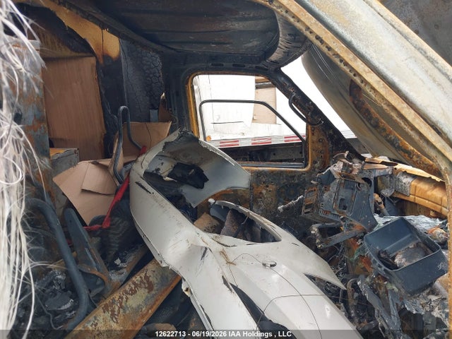 12622713 :رقم المزاد ، 1FDWE4FL9EDA73500 vin ، 2014 Ford Econoline E450 Super Duty Cutwy Van مزاد بيع