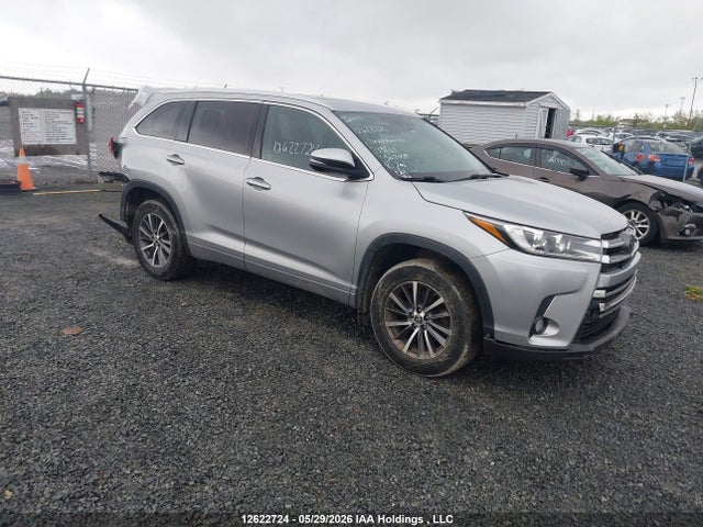 Продажа на аукционе авто 2017 Toyota Highlander Se/xle, vin: 5TDJZRFH1HS507459, номер лота: 12622724