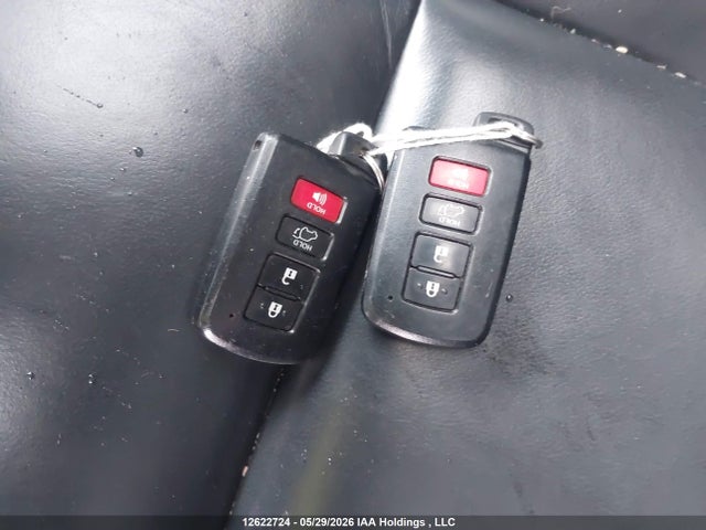 Продажа на аукционе авто 2017 Toyota Highlander Se/xle, vin: 5TDJZRFH1HS507459, номер лота: 12622724