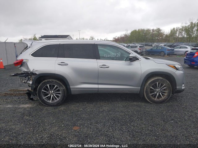 Продажа на аукционе авто 2017 Toyota Highlander Se/xle, vin: 5TDJZRFH1HS507459, номер лота: 12622724