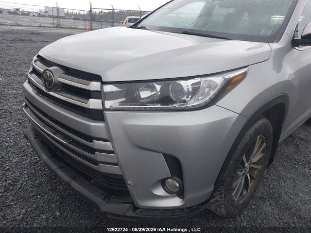 Продажа на аукционе авто 2017 Toyota Highlander Se/xle, vin: 5TDJZRFH1HS507459, номер лота: 12622724