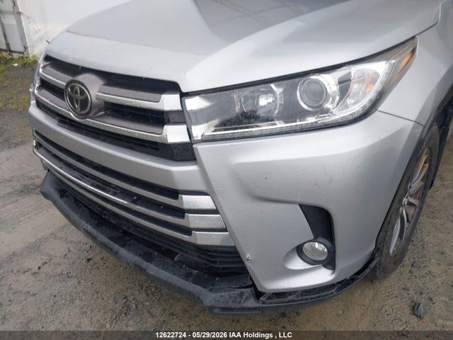 Продажа на аукционе авто 2017 Toyota Highlander Se/xle, vin: 5TDJZRFH1HS507459, номер лота: 12622724