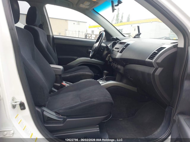 2009 Mitsubishi Outlander Es მანქანა იყიდება აუქციონზე, vin: JA4LT21W29Z601173, აუქციონის ნომერი: 12622786