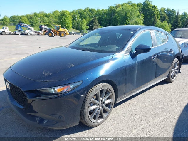 Mazda 3 Select Sport 2025 JM1BPAKM4S1788420 Image 2