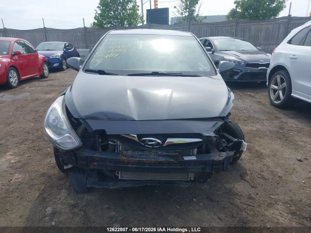 2012 Hyundai Accent მანქანა იყიდება აუქციონზე, vin: KMHCT5AE2CU015684, აუქციონის ნომერი: 12622807