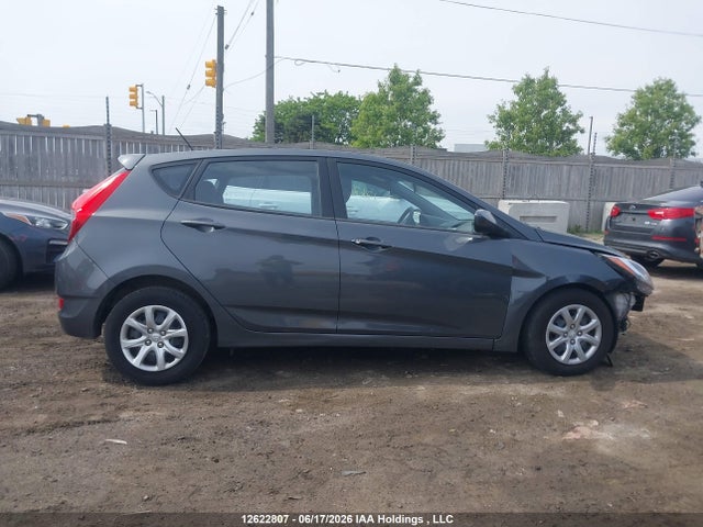 2012 Hyundai Accent მანქანა იყიდება აუქციონზე, vin: KMHCT5AE2CU015684, აუქციონის ნომერი: 12622807