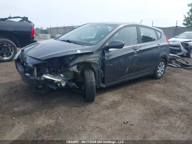 2012 Hyundai Accent მანქანა იყიდება აუქციონზე, vin: KMHCT5AE2CU015684, აუქციონის ნომერი: 12622807