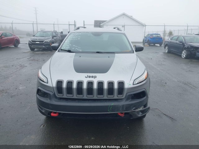 Продажа на аукционе авто 2016 Jeep Cherokee Trailhawk, vin: 1C4PJMBS1GW242210, номер лота: 12622809