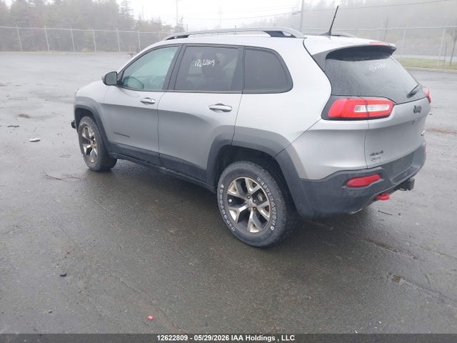 Продажа на аукционе авто 2016 Jeep Cherokee Trailhawk, vin: 1C4PJMBS1GW242210, номер лота: 12622809