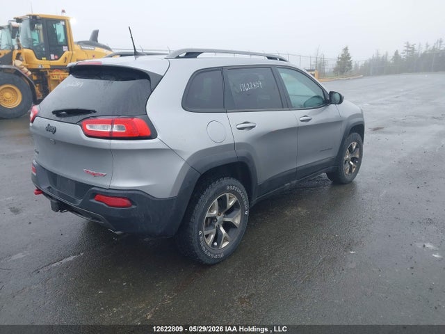 Продажа на аукционе авто 2016 Jeep Cherokee Trailhawk, vin: 1C4PJMBS1GW242210, номер лота: 12622809