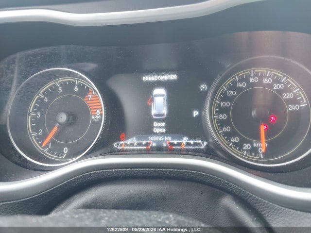 Продажа на аукционе авто 2016 Jeep Cherokee Trailhawk, vin: 1C4PJMBS1GW242210, номер лота: 12622809