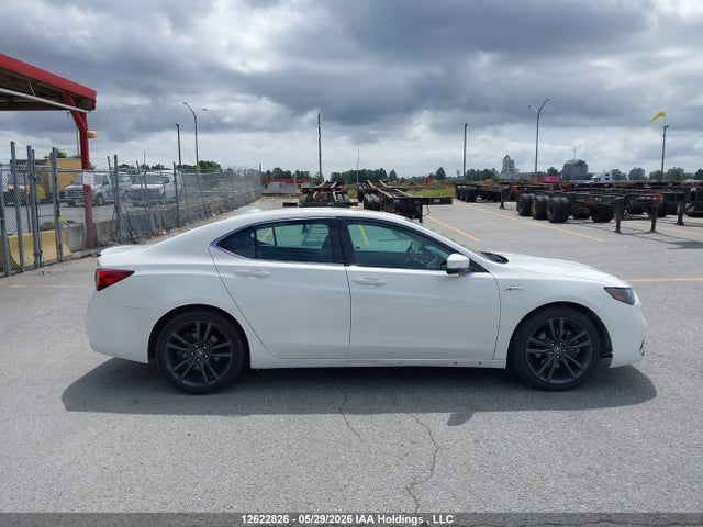 12622826 :رقم المزاد ، 19UUB1F81JA800348 vin ، 2018 Acura Tlx Elite مزاد بيع