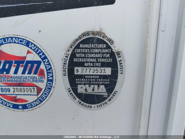 2011 Crossroads 5th Wheel Ctx მანქანა იყიდება აუქციონზე, vin: 4V0FC3022BE008200, აუქციონის ნომერი: 12622843