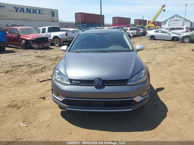 12622870 :رقم المزاد ، 3VWH17AU7HM543541 vin ، 2017 Volkswagen Golf Alltrack 1.8 Tsi مزاد بيع