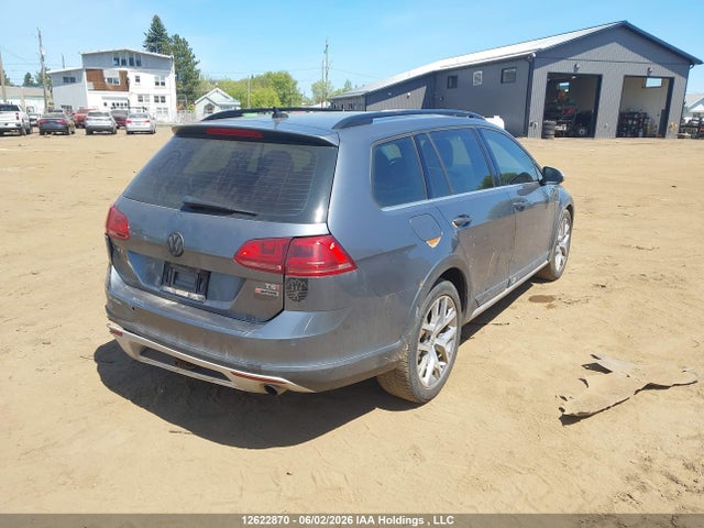 12622870 :رقم المزاد ، 3VWH17AU7HM543541 vin ، 2017 Volkswagen Golf Alltrack 1.8 Tsi مزاد بيع