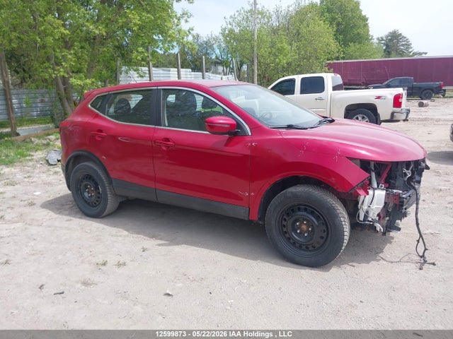 JN1BJ1CP5JW193557 Nissan Qashqai S 4dr2wd