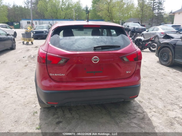 JN1BJ1CP5JW193557 Nissan Qashqai S 4dr2wd