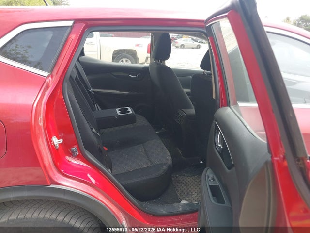 JN1BJ1CP5JW193557 Nissan Qashqai S 4dr2wd