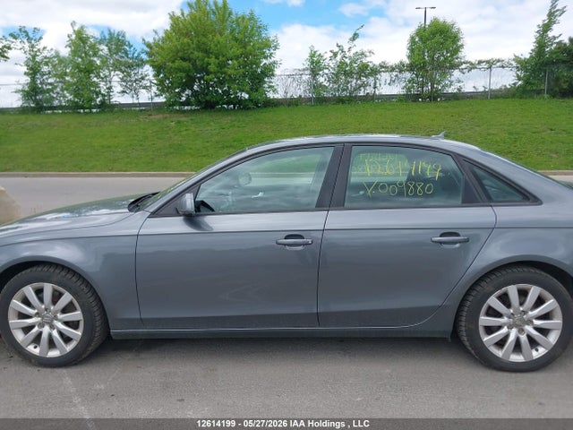 12614199 :رقم المزاد ، WAUBFCFL9EN009880 vin ، 2014 Audi A4 2.0 Komfort مزاد بيع