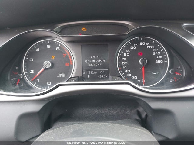 12614199 :رقم المزاد ، WAUBFCFL9EN009880 vin ، 2014 Audi A4 2.0 Komfort مزاد بيع