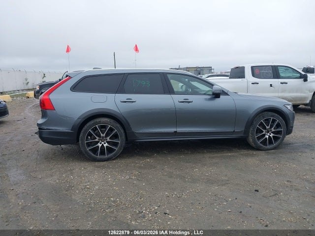 YV4A22NL0J1017841 Volvo V90 Cross Country T6
